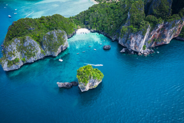 Phi Phi Islands & Maya Bay by Speedboat (Premier Service)